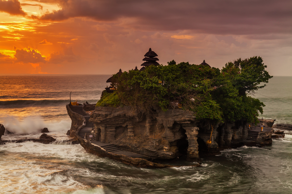 © Anton Petrus / Shutterstock