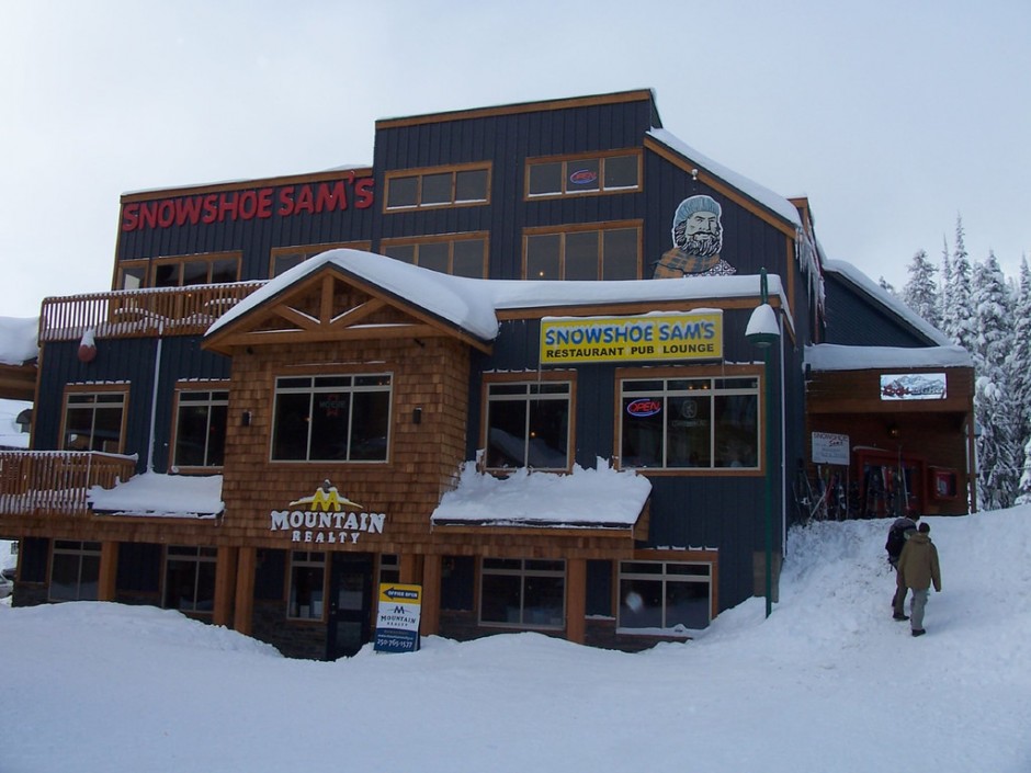 Snowshoe Sam's Pub & Gunbarrel Grill