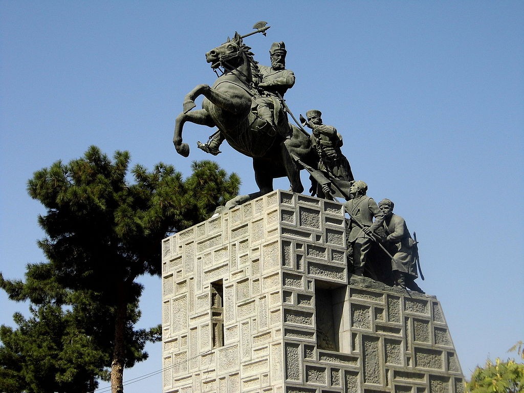 Statue of Nader Shah in Mashhad | © Nader Rajabnezhad / Wikimedia Commons