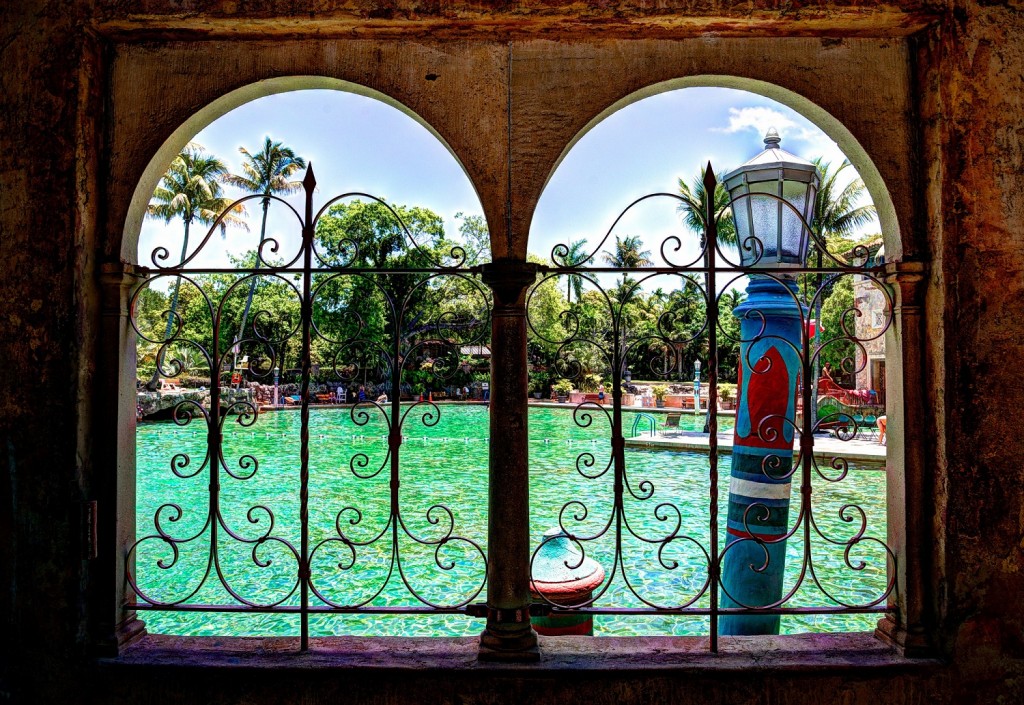 Window to Venetian Pool | Lima Pix/Flickr