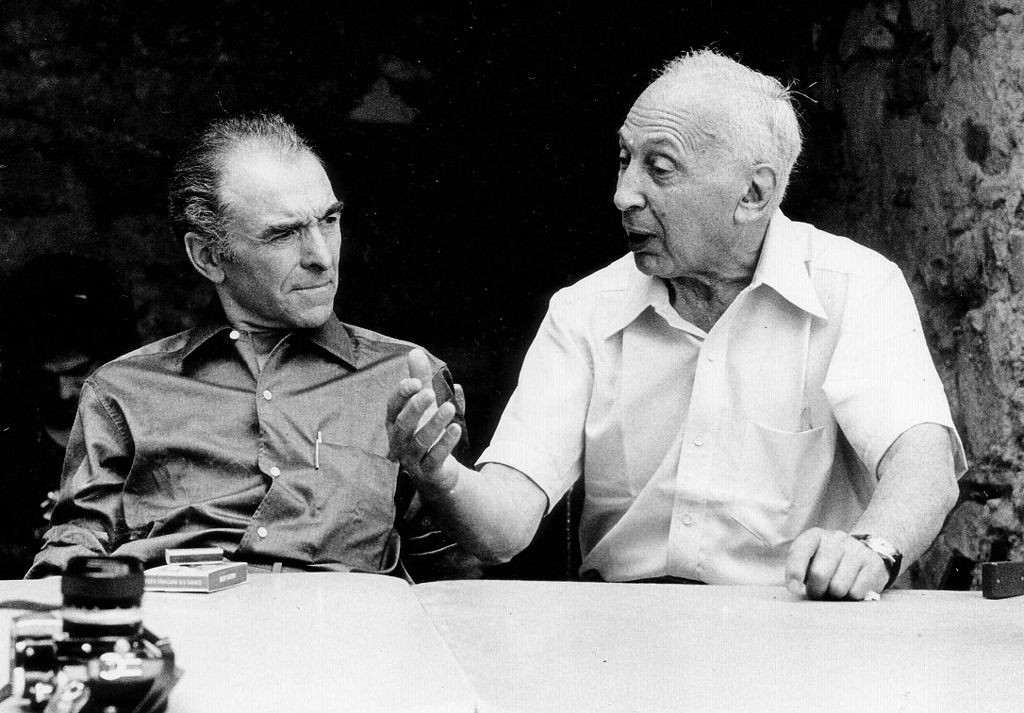 Photographers en:Robert Doisneau (left) and André Kertész, during a talk in Southern France, 1975 | © Wolfgang H. Wögerer, Wien/Wikicommons