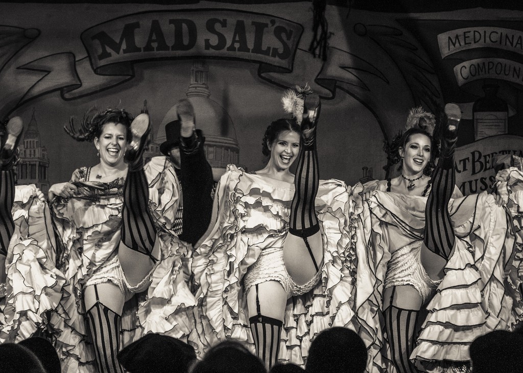 Can-can dancers represented everything that a flamboyant and decadent Paris had to offer | © micadew/flickr
