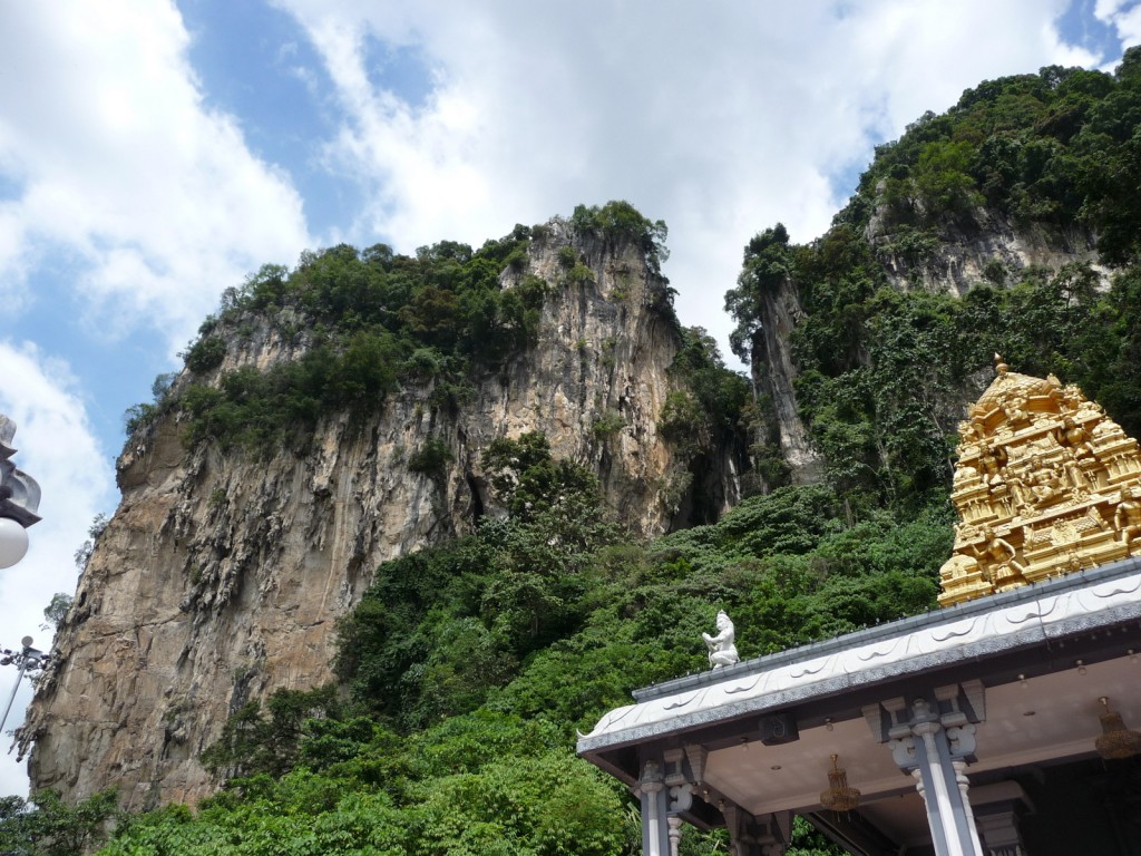 the history of batu caves The batu caves photo by: andy lawson, creative commons malaysia is very appealing to many tourists all over the world the unique attractions, as well as the many activities you can embark when you visit the country make malaysia a great place to visit. the history of batu caves The batu caves photo by: andy lawson, creative commons malaysia is very appealing to many tourists all over the world the unique attractions, as well as the many activities you can embark when you visit the country make malaysia a great place to visit.