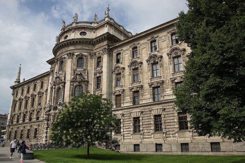 Justizpalast © Pedro J Pacheco / Wikicommons