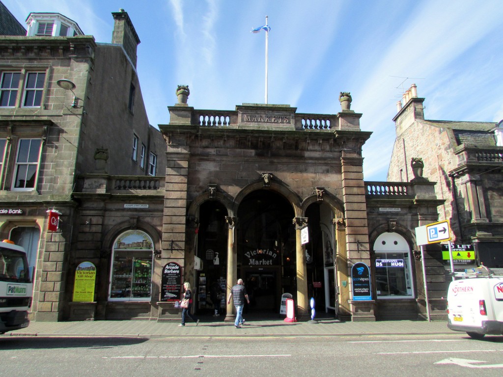 Victorian Market Entrance | © Tom Bastin/Flickr