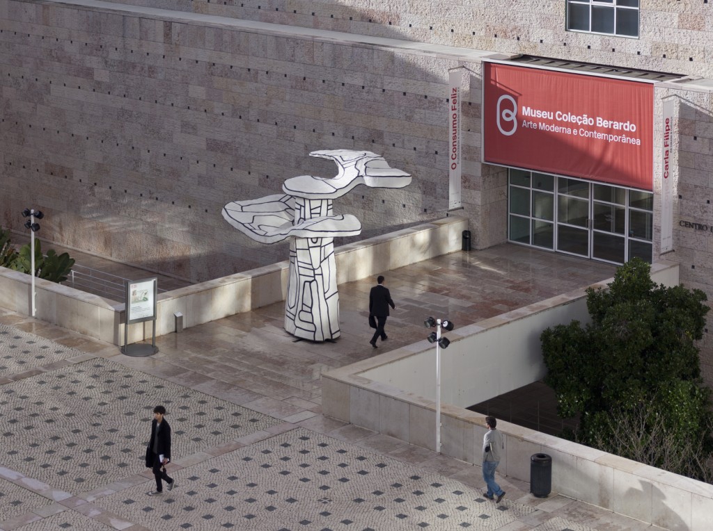 Art piece by Jean Debuffet in Museum Entrance © Photo by David Rato / Courtesy of Museu Coleção Berardo