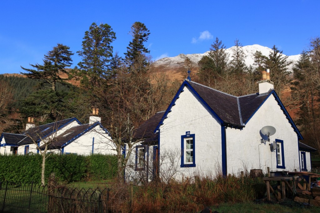 5 Beautiful Scottish Cottages You Can Buy Right Now