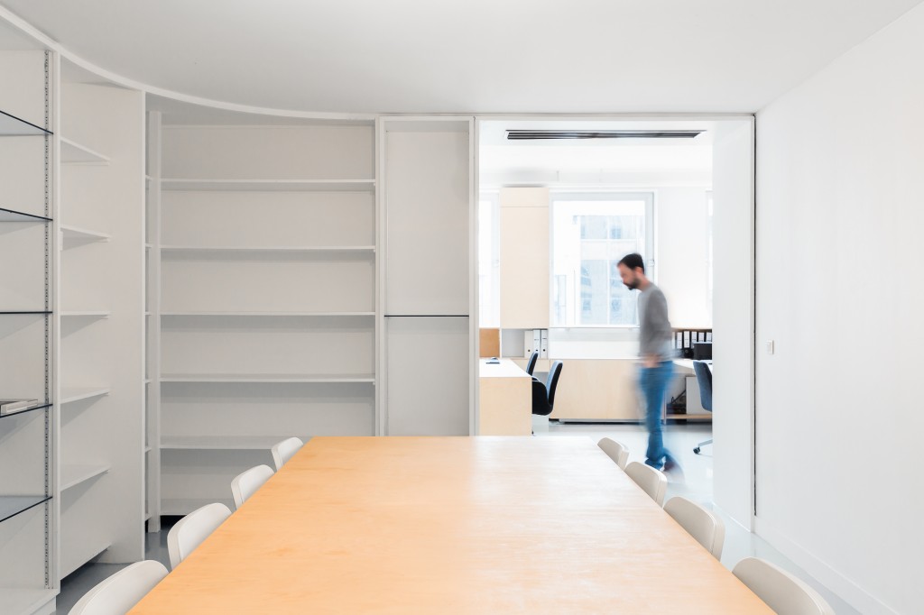 PHILIPPE RIZZOTTI ARCHITECTE │© Marc Goodwin and Mathieu Fiol, Archmospheres