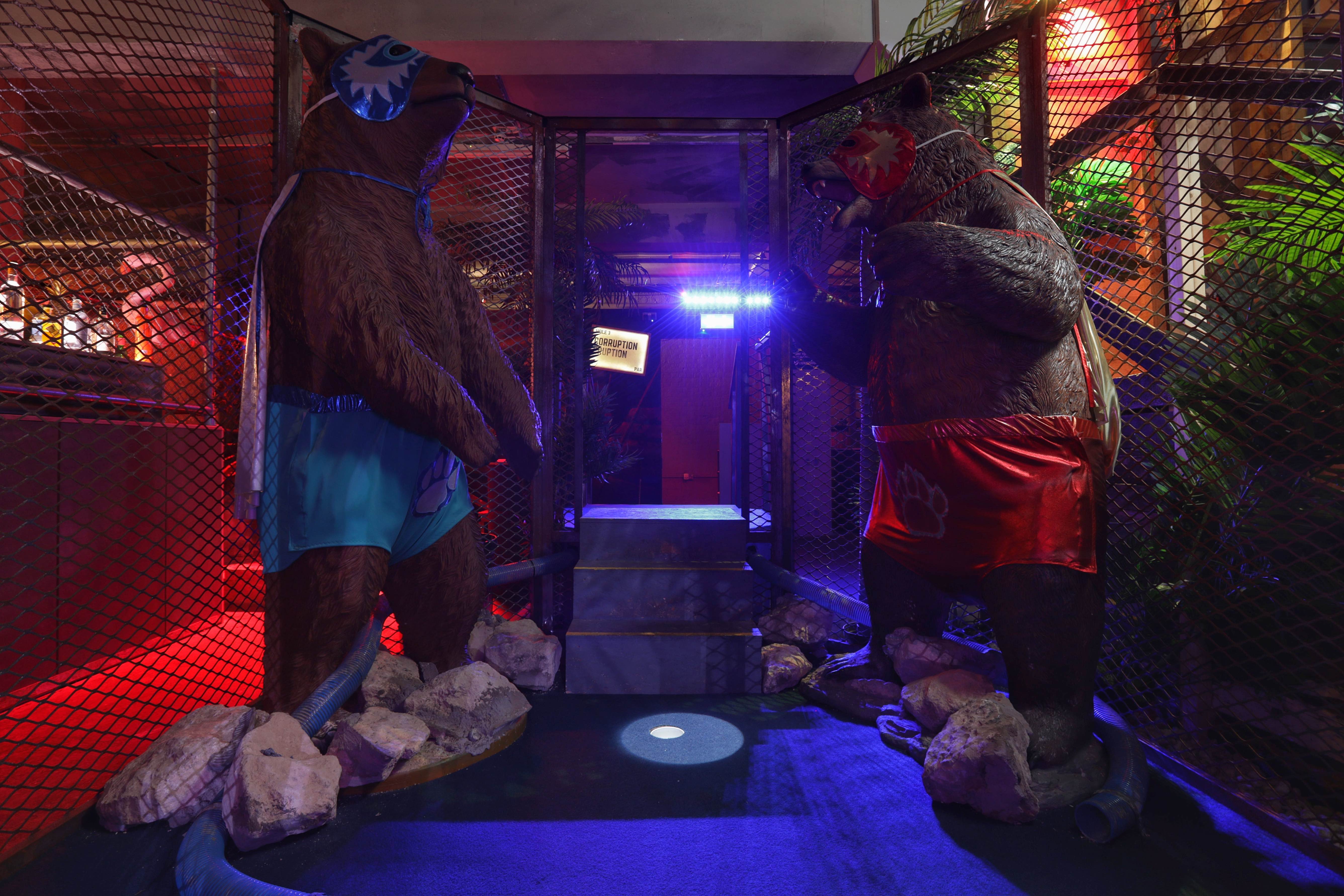 Junkyard Golf Returns to London