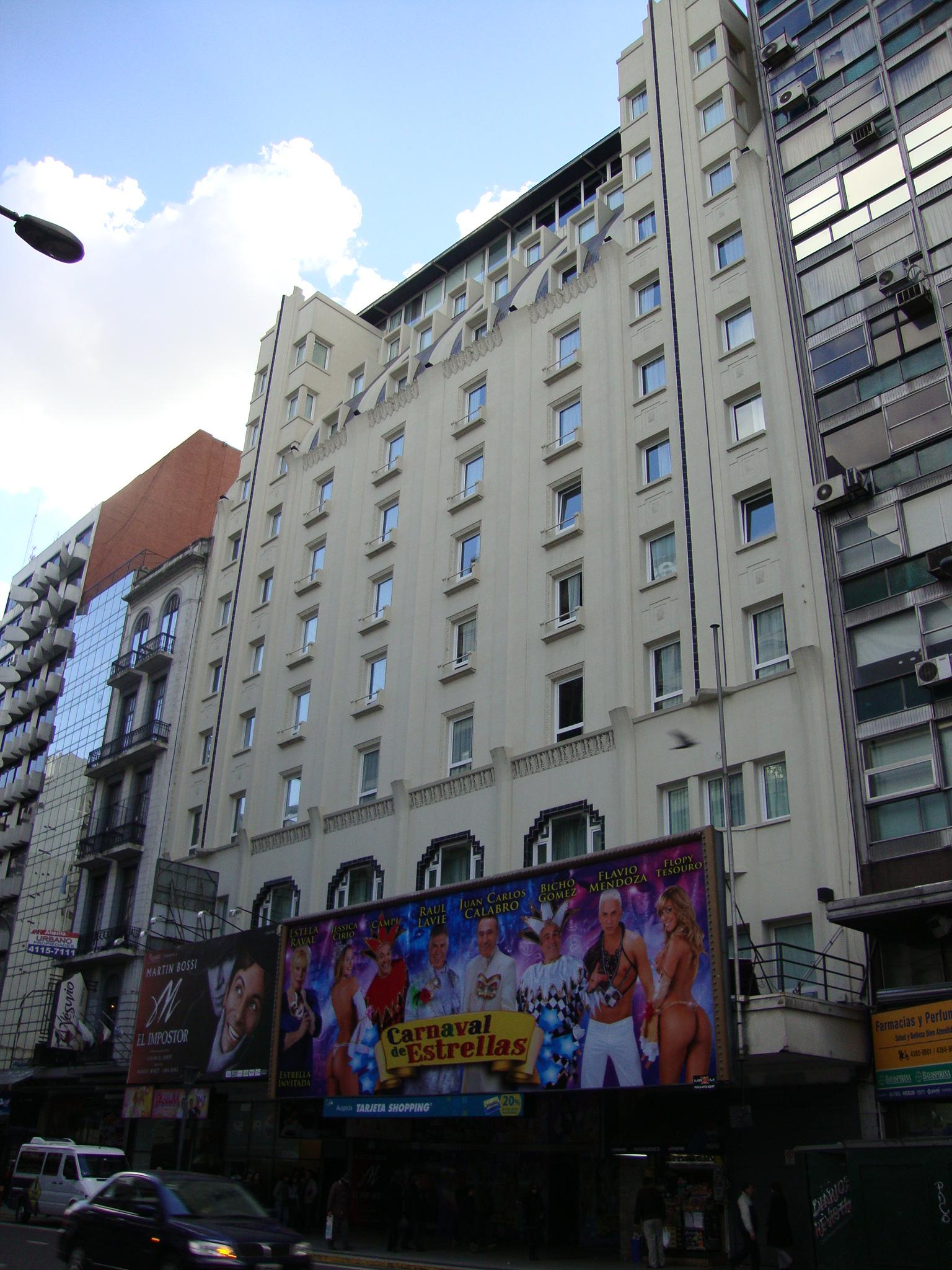 Teatro Broadway | © Elsapucai/Wikipedia