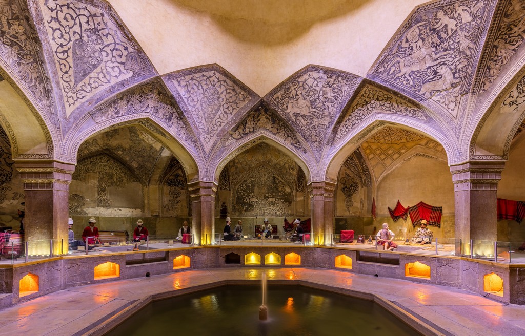 Vakil Bathhouse in Shiraz | © Diego Delso / Flickr
