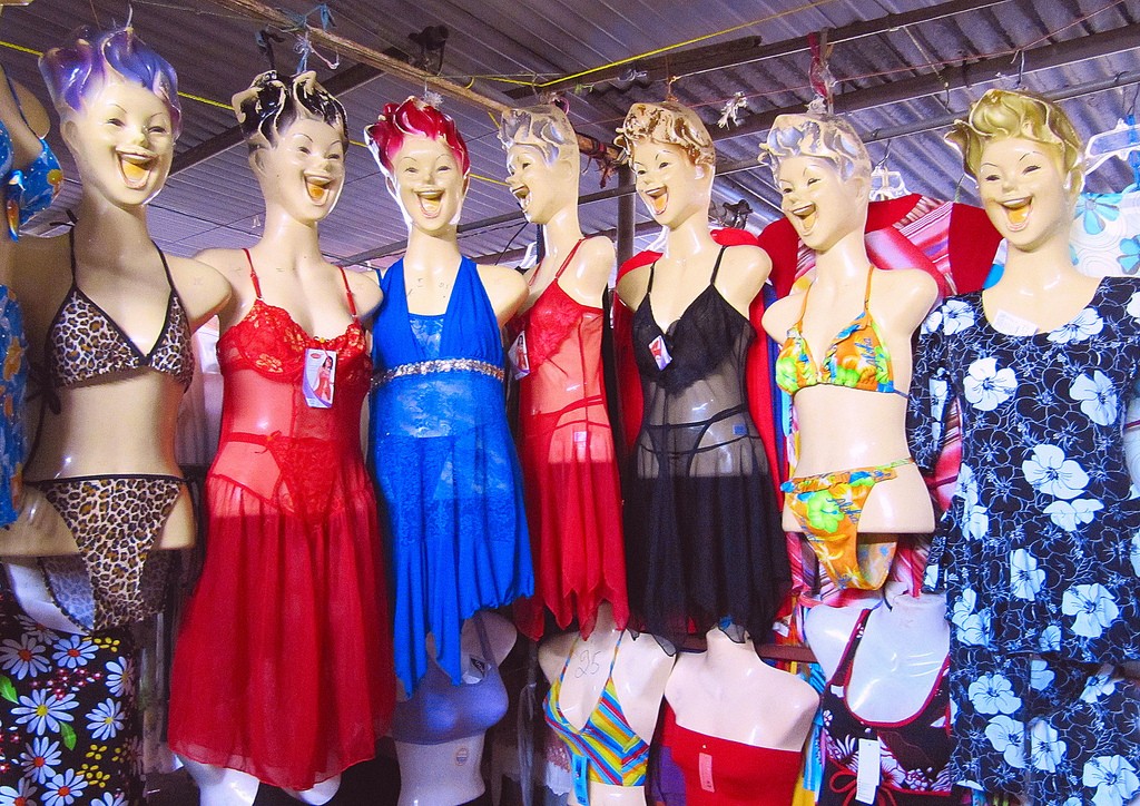 Shopping in Mauritius|© W H/FlickR https://www.flickr.com/photos/wolfgangfoto/5127120679/