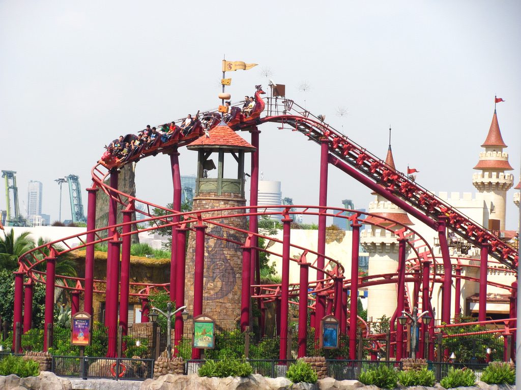 https://www.flickr.com/photos/rollercoasterphilosophy/5511365102/