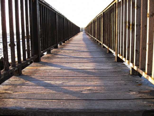 Bridge on Ballycastle Beach | © Nick/ Flickr