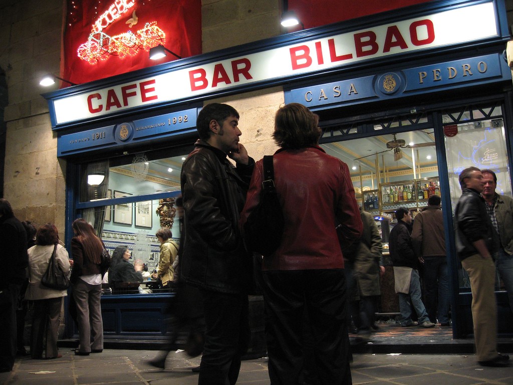 Cafe Bar Bilbao | ©jose angel / Flickr