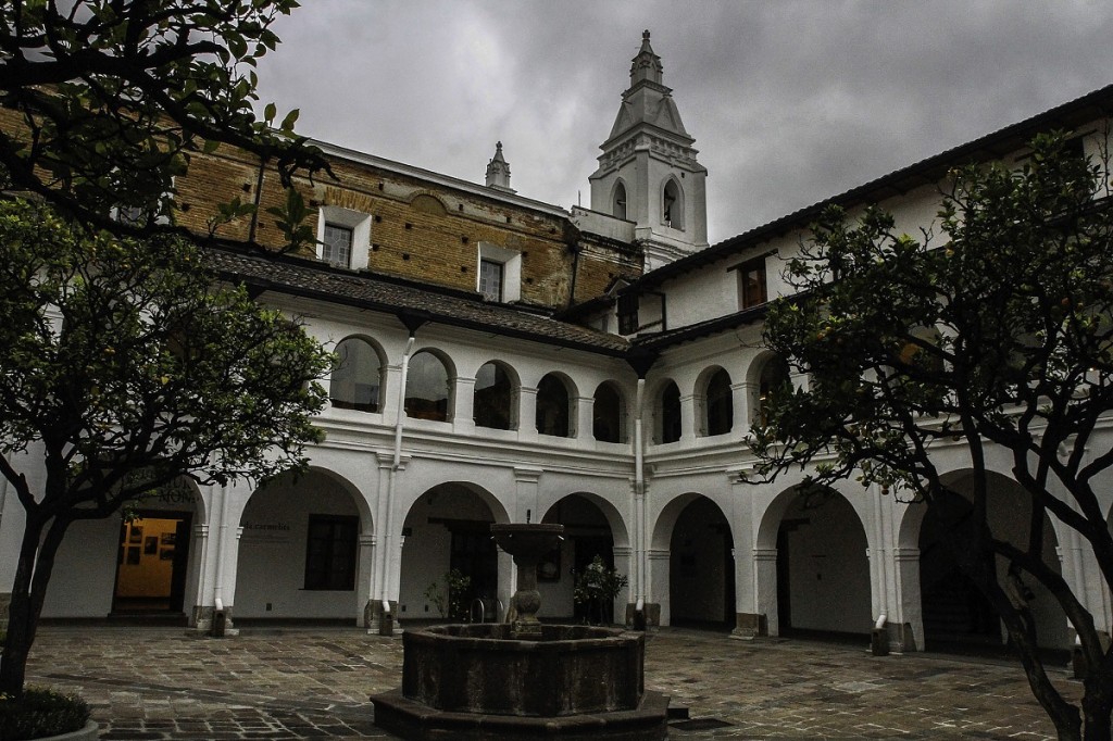 https://www.flickr.com/photos/agenciaandes_ec/16038278066/in/photolist-pwLCwi-qbYD8U-qc5R6Z-qrfniC-qbYCLG-qc7rar-qtmzCD-qrfn2f-qrfmWq-qtmzRp-pwLF6g-pwLEFi-qtmzJR-qtwAmX-qrfo6j-qtt2mS-qtmzMr-qrfnTW-pwLD7g-qtmBqX-qtmzFK-qbYFRj-pwLD5T-pwx6rQ-qbXQ53-qc7sXe-pwx6Cb-qbXQhC-qtt1NC Carmen Alto@flickr.com