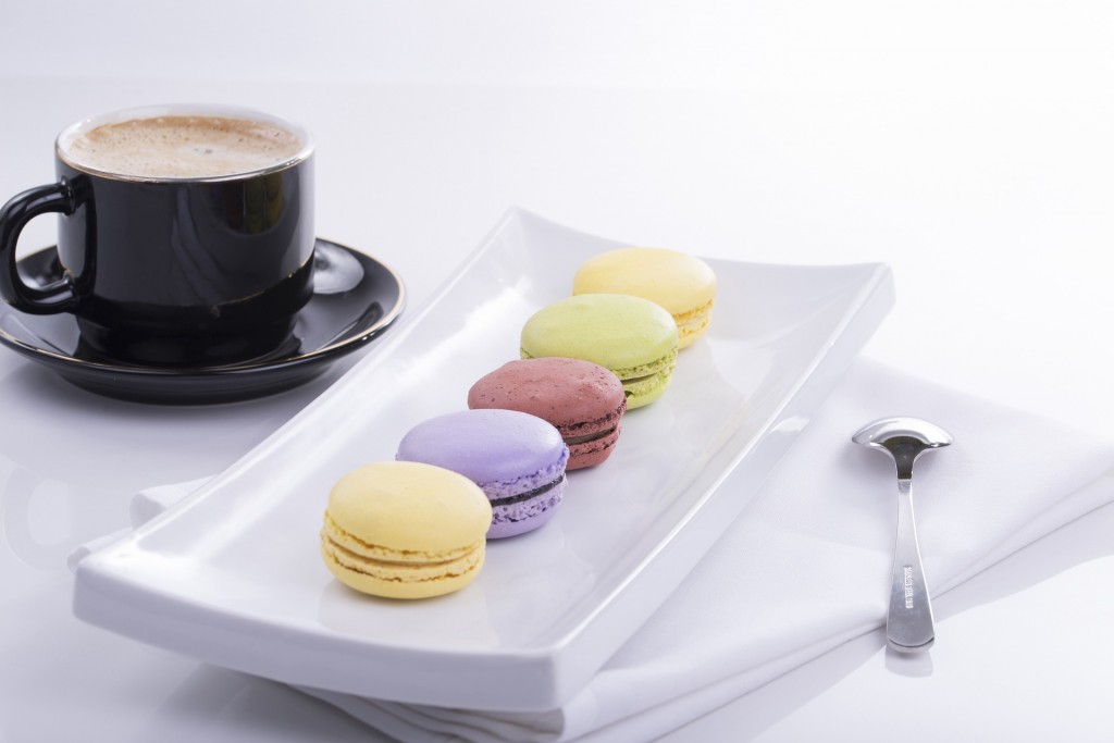Coffee and macarons │© 2cassis / Pixabay
