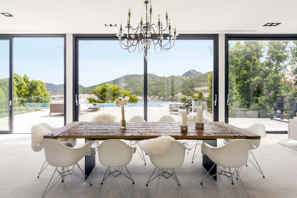 Villa Infinitum © Courtesy of Genus Assets Ltd