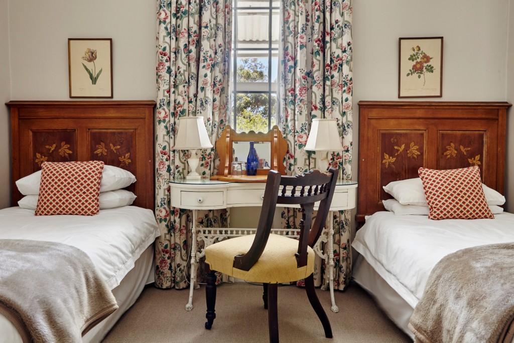 Matjiesfontein_bedroom