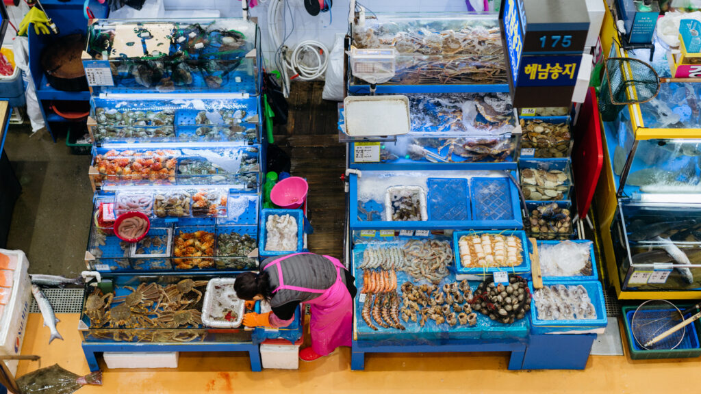 A Complete Guide to Seoul's Noryangjin Fish Market