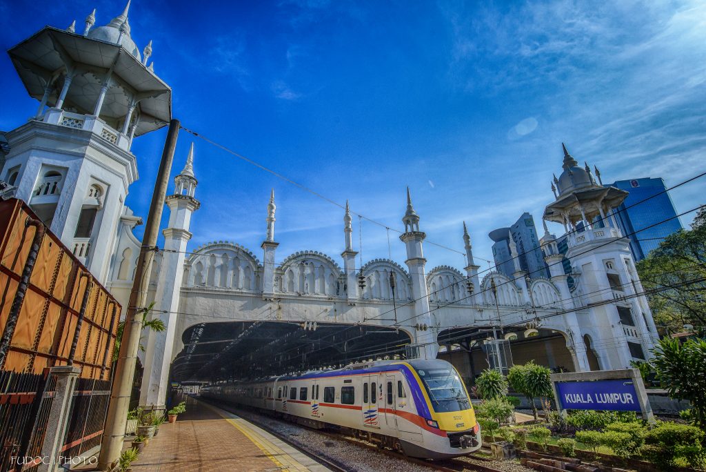 Nikmati campuran tradisi dan modernitas