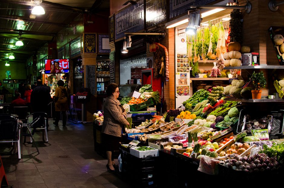 Colour and local life at Mercado de Triana