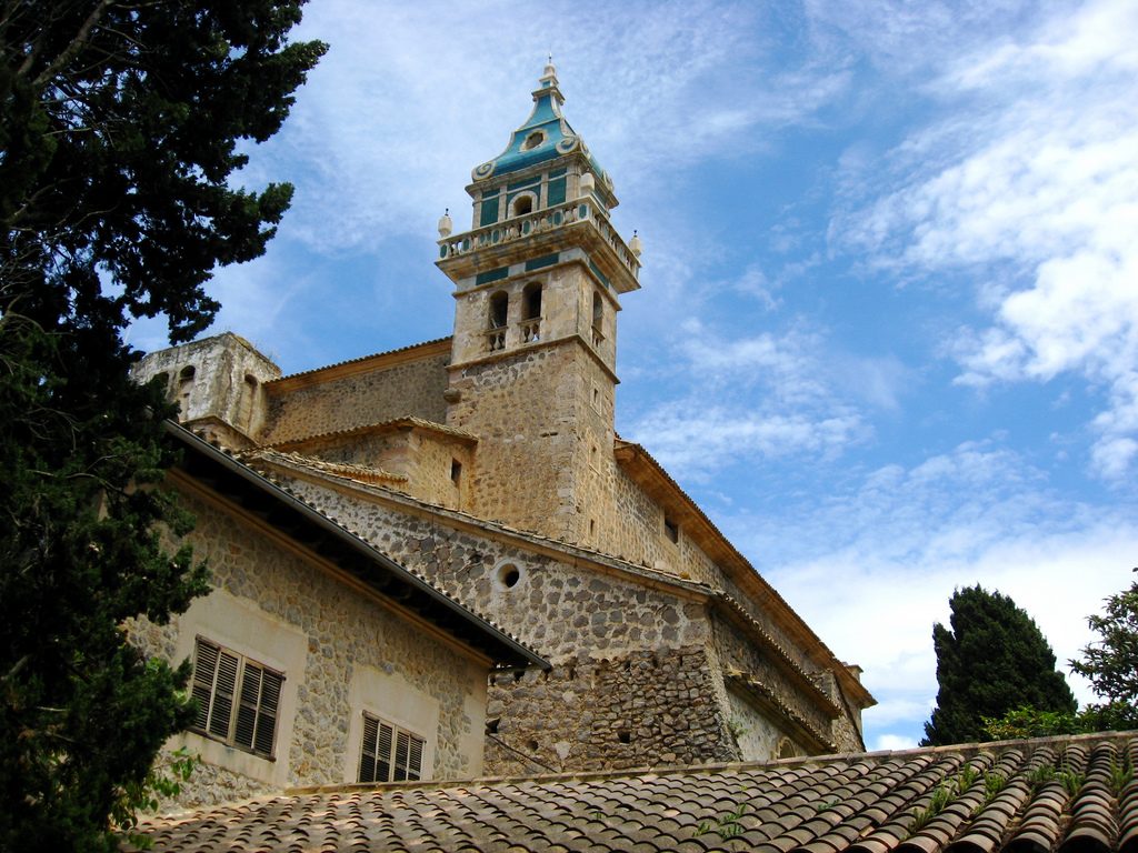 Real Architecture Buildings most impressive buildings in mallorca, spain Real Architecture Buildings most impressive buildings in mallorca, spain