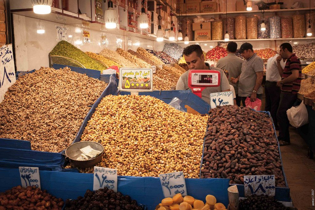 Nuts for sale in the bazaar | © Evgeniy Isaev / Flickr