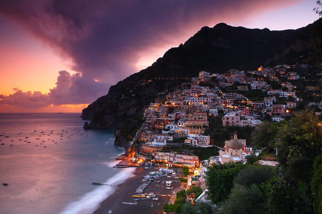 Italian coastline | © Warner Bros.