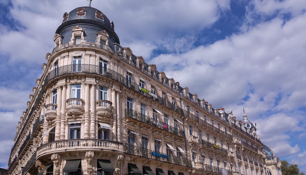 11 Beautiful Buildings in Montpellier