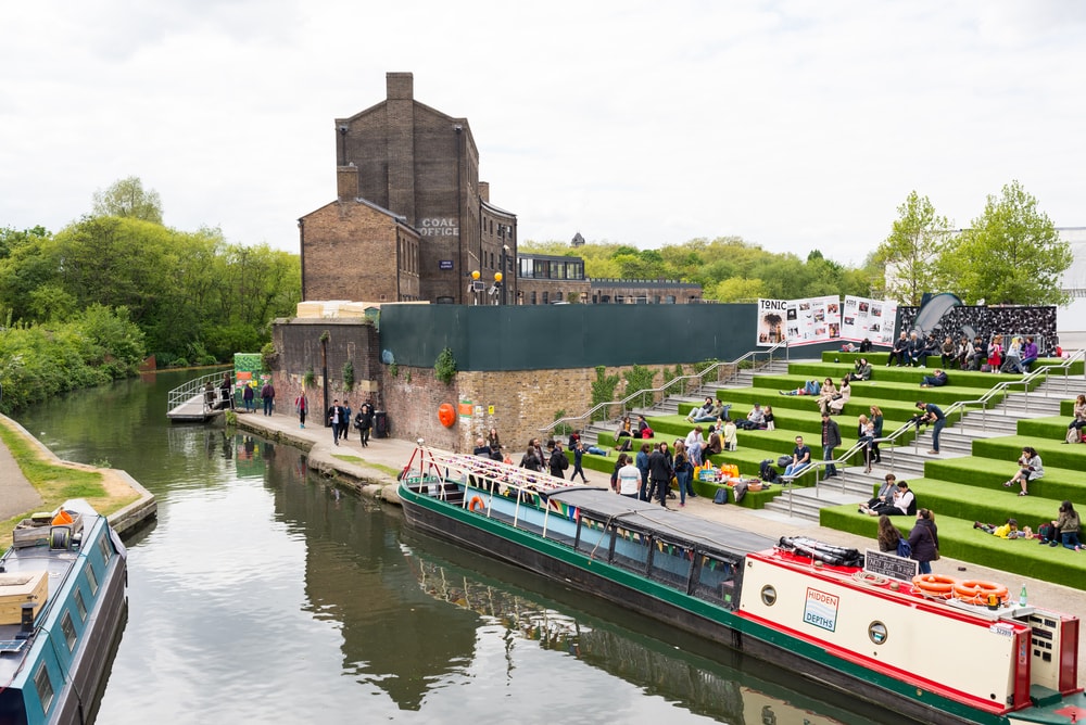 Granary Square, London | © DrimaFilm/Shutterstock