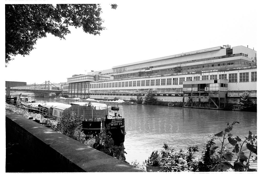 The Renault factory on the Île Seguin │© Luna04 / Wikimedia Commons