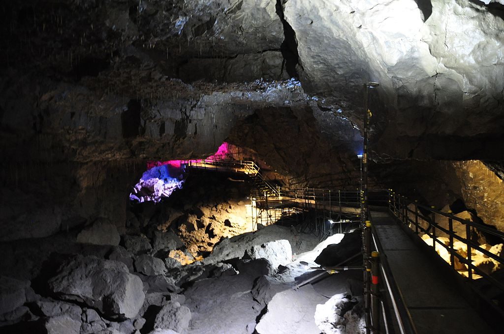 White Scar Caves