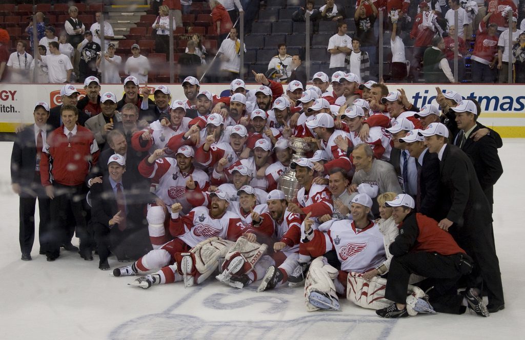 The Detroit Red Wings with the 2008 Stanley Cupstanle | © Michael Righi/Flickr