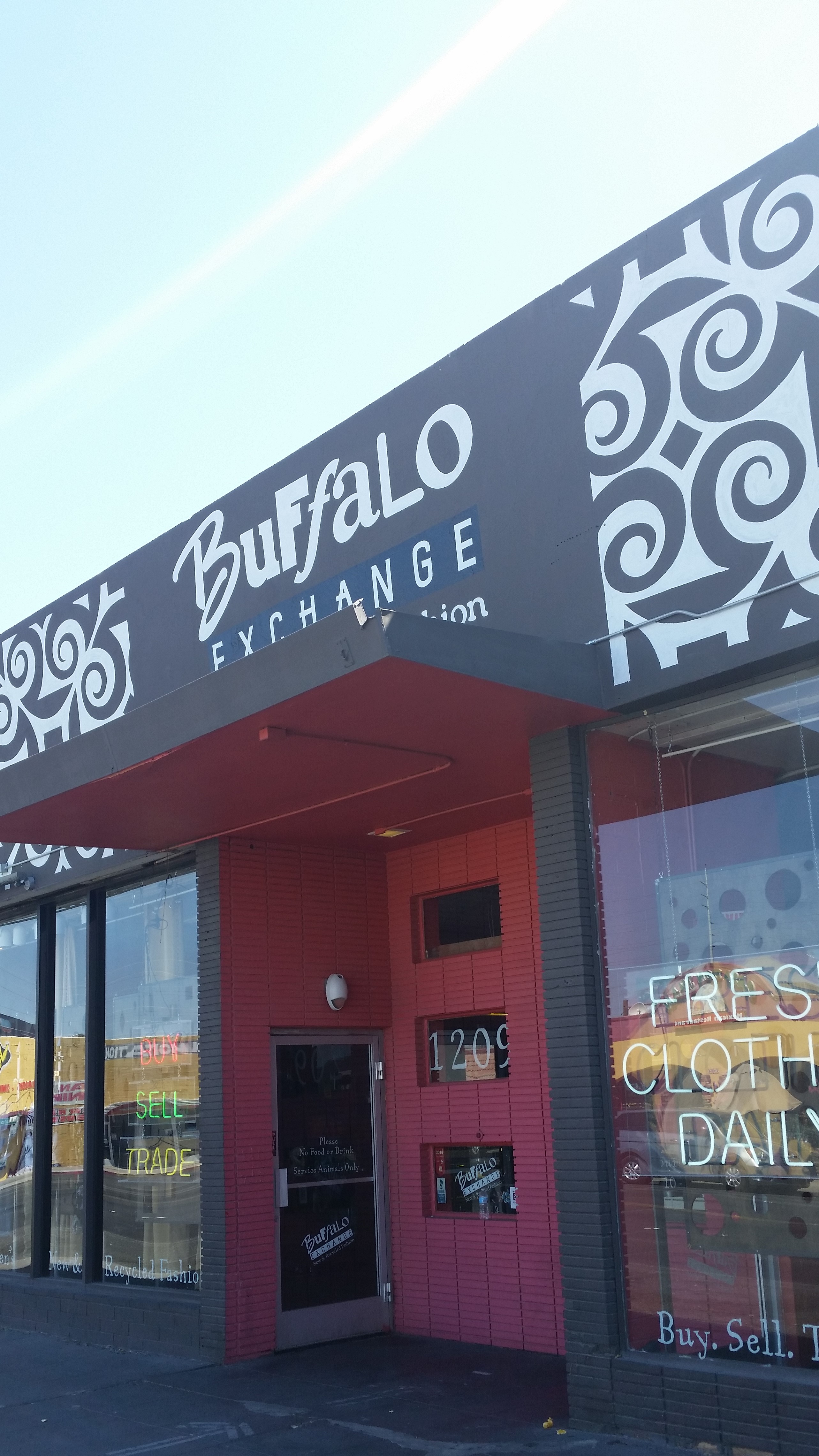 Buffalo Exchange in Las Vegas | © Lauryn Wilder