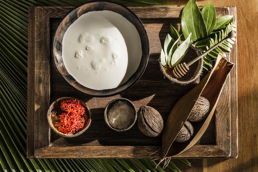 the most unique dates to try in seychelles - creole cooking class