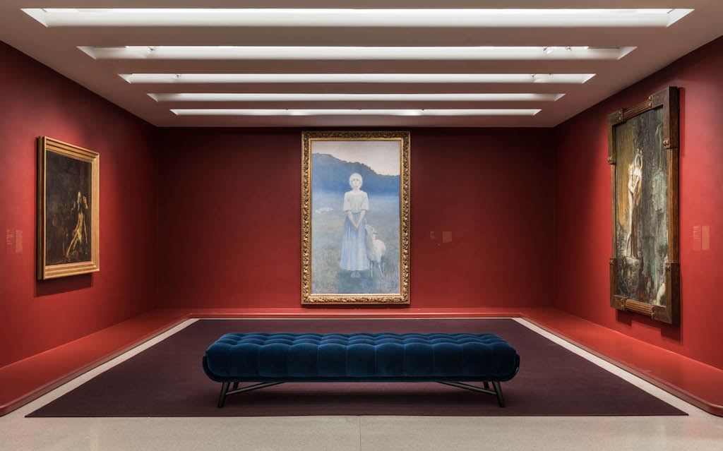 Installation view: Mystical Symbolism: The Salon de la Rose+Croix in Paris, 1892–1897 | © Solomon R. Guggenheim Foundation, 2017 / Photo: David Heald