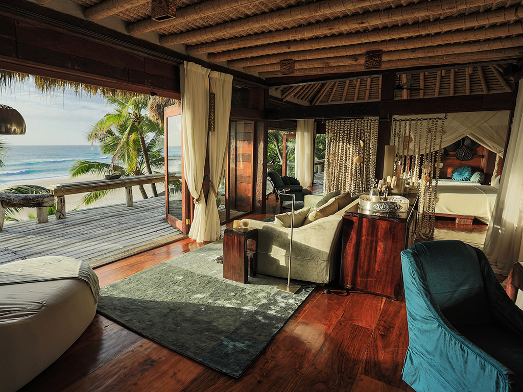 12 unique date ideas to try in Seychelles - stay on a private island