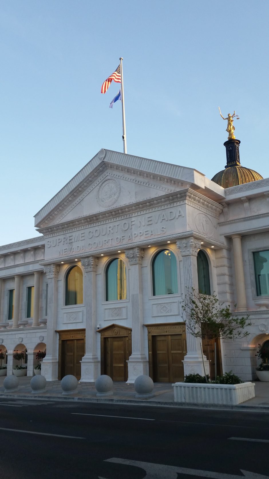NV Supreme Court Building | © Lauryn Wilder
