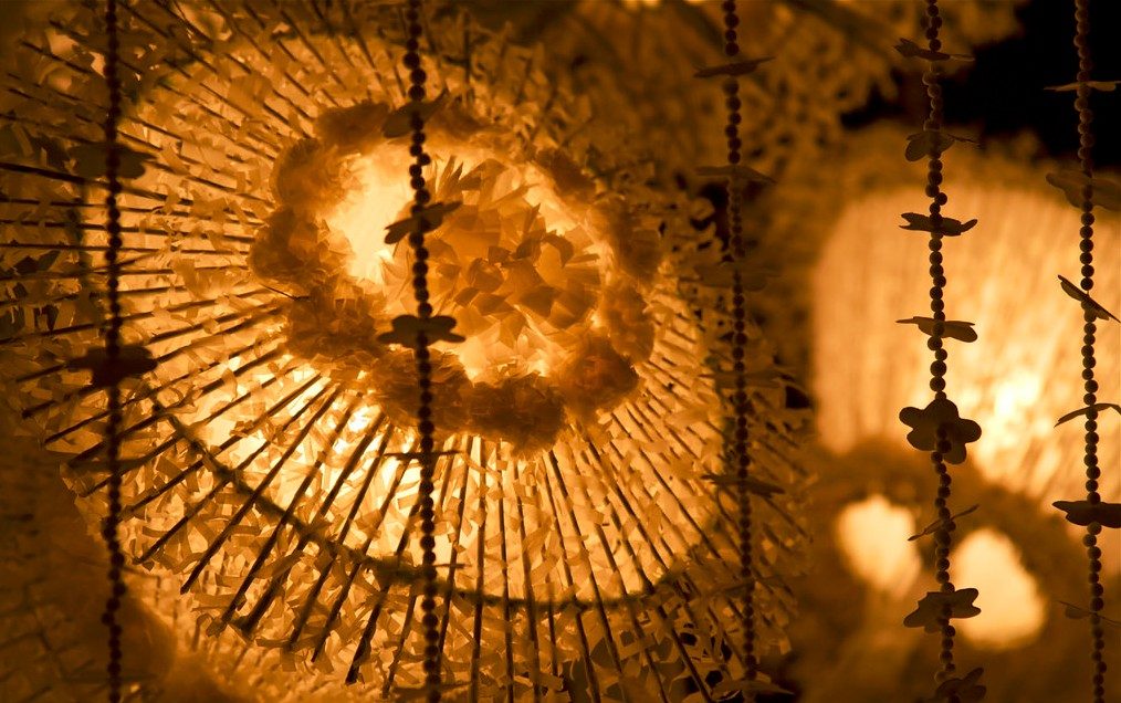 Lanterns at Gangaramaya Temple, Colombo | © Anthony C Shehal/Flickr