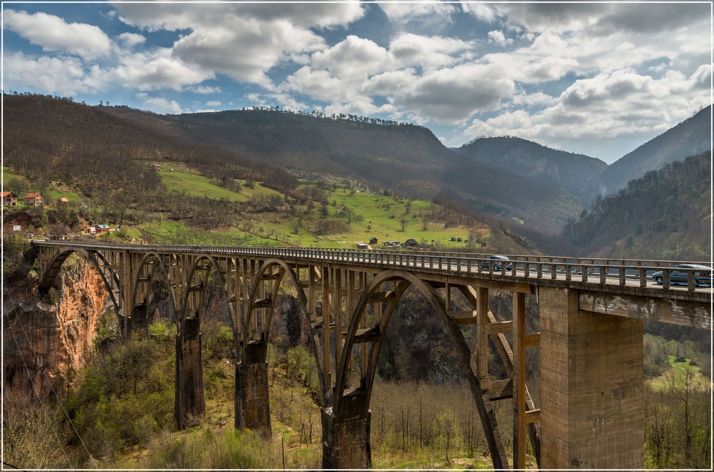 Djurdjevica Tara Bridge | © Arno Hoyer/Flickr Djurdjevica Tara Bridge | © Arno Hoyer/Flickr