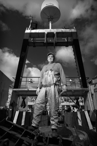 Þór, deckhand on the fishing vessel, Frár ve, from Vestmannaeyjar | Courtesy of Rúnar Þórarinsson