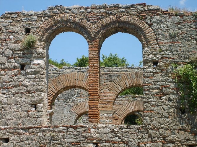 Butrint_Albania_basilica