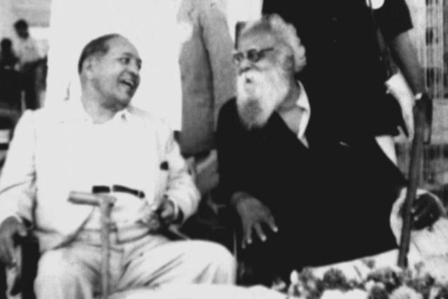 Dr.Ambedkar_with_Periyar
