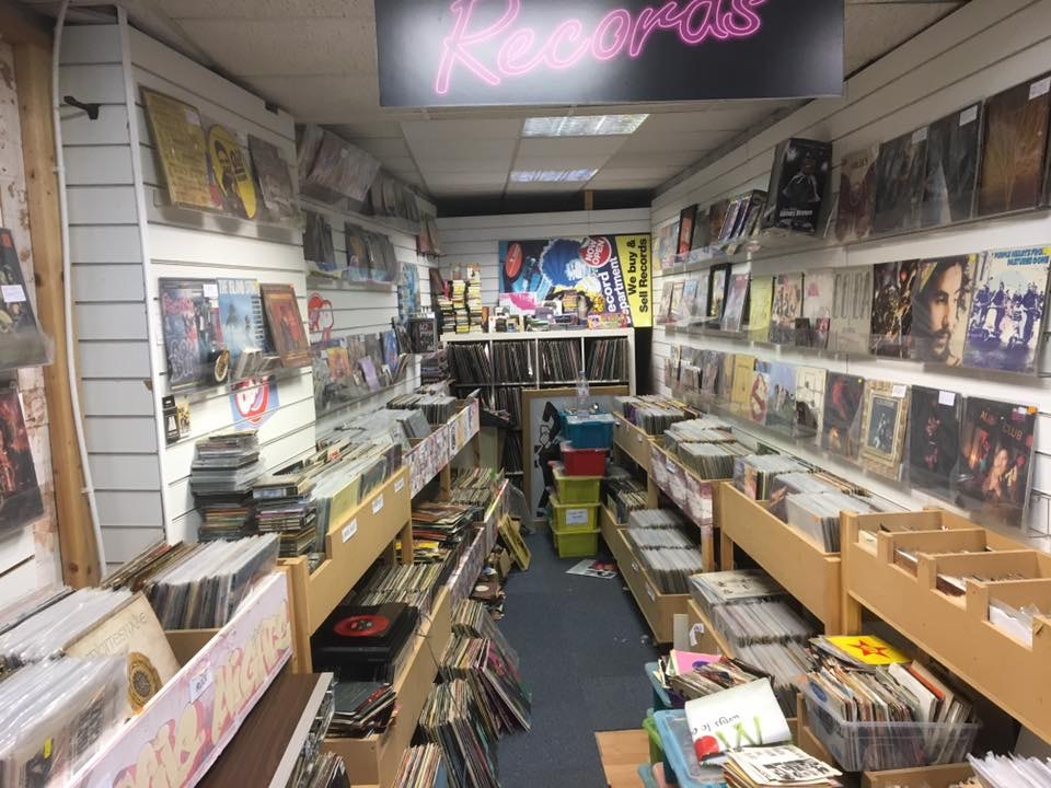 Entertainment World's record section