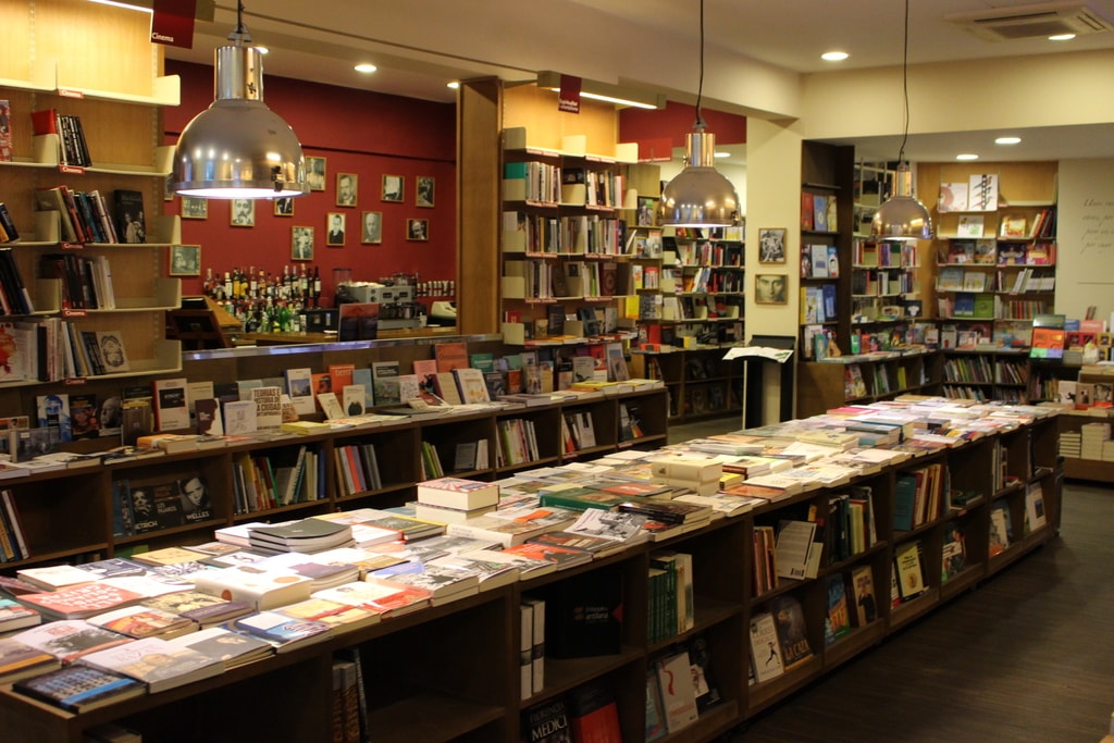 Literanta bookshop © Leon Beckenham