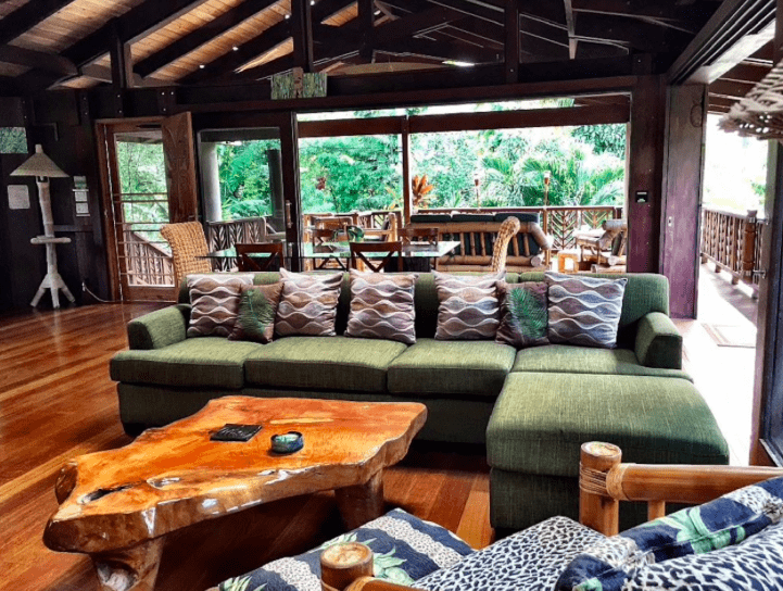 10 Incredible Airbnbs To Rent In Hawaii