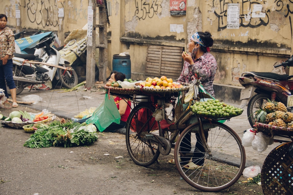 SCTP0014-POCOCK-VIETNAM-HANOI-STREETS-47-22-Thanh Hà