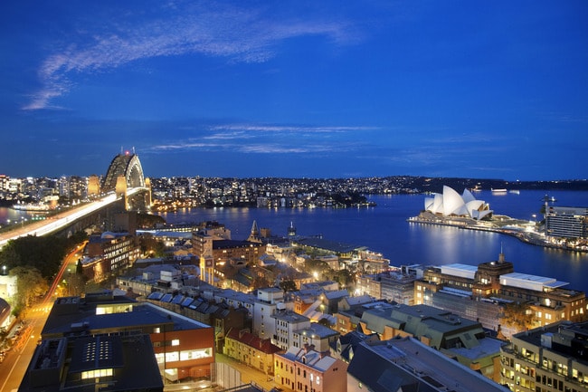 Shangri-La Night from Shangri-La hotel, Sydney by Chester Ong