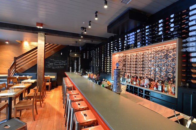 Tapavino Bar